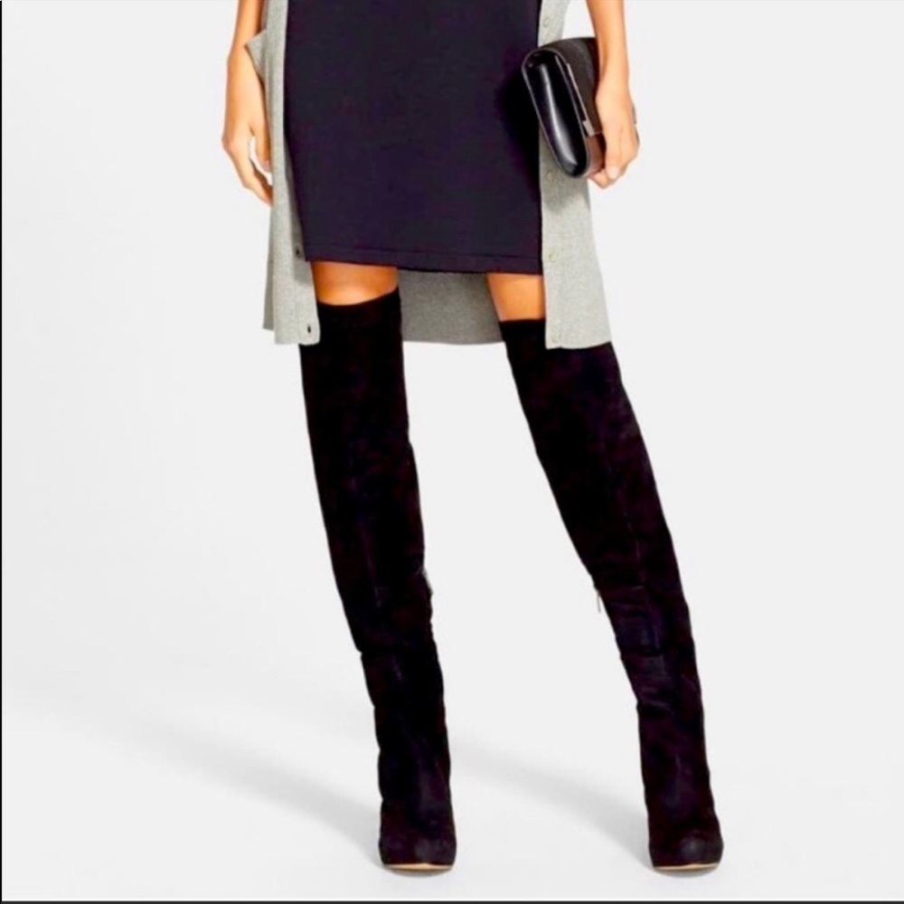 Gently used knee high suede leather boots